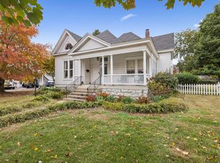 215 4th Ave S, Franklin, TN 37064