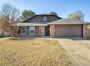 4604 S Ironwood Ave, Broken Arrow, OK 74011