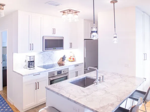 353 W 11th St APT 2B, Manhattan, NY 10014