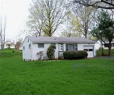 763 Sharp Ave photo 1