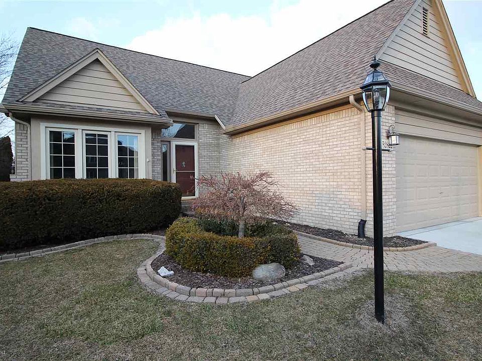 1st image of 52822 Westcreek Dr