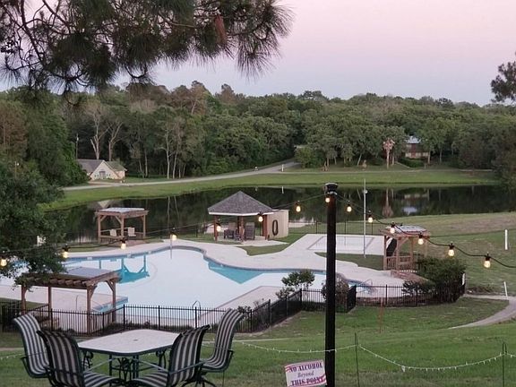 3rd image of 0 Overhill Cir