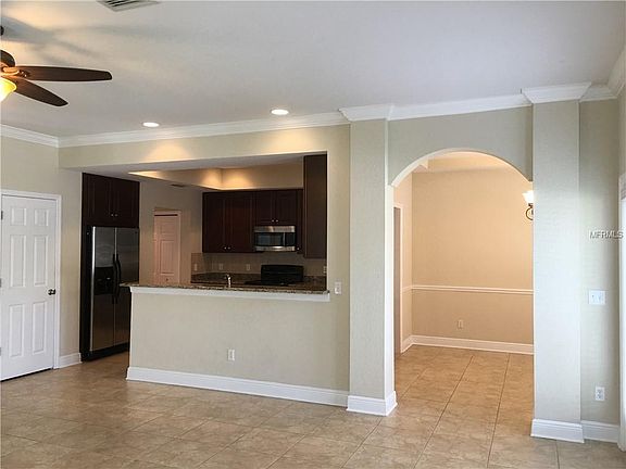 3rd image of 16119 Churchview Dr