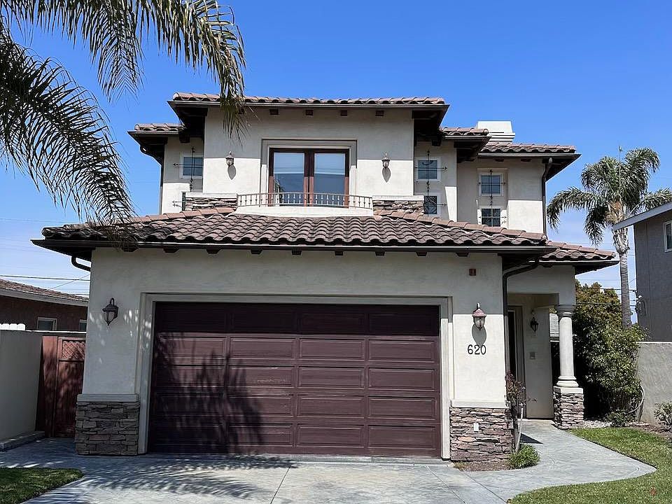 1st image of 620 N Paulina Ave