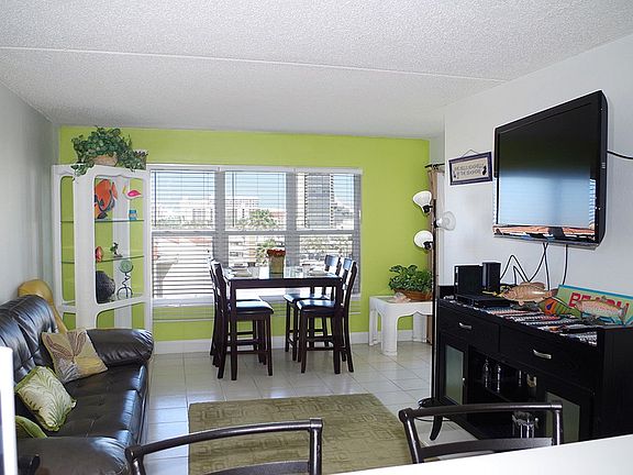4th image of 130 Padre Blvd Unit 608