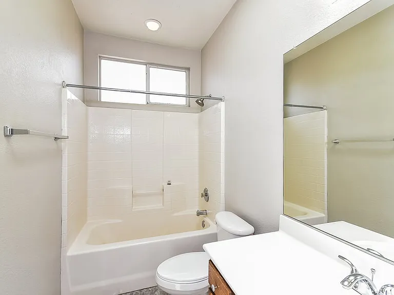 2520 Bahama Point Ave — Photo 14