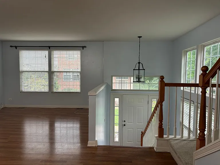 506 Conservatory Ln — Photo 4