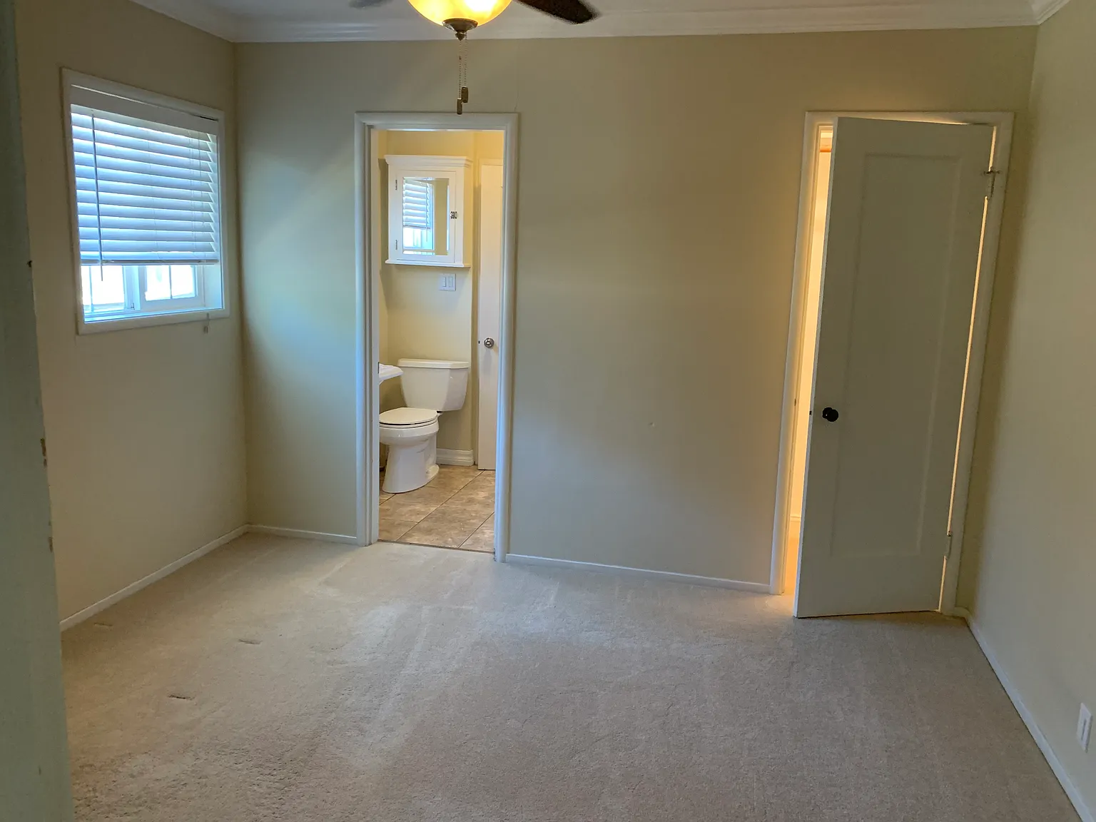 3 bed, 1360 sqft, $1,350 — Photo 3