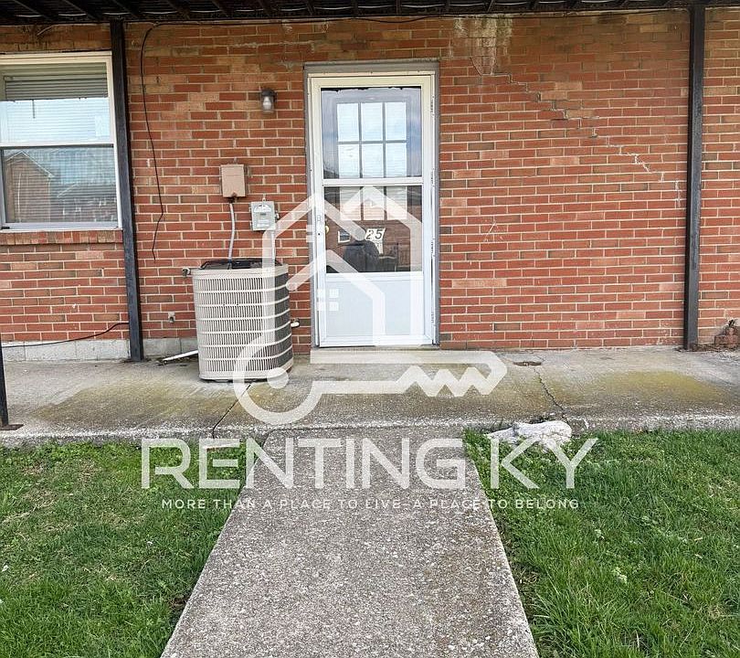 1st image of 1644 Foxhaven Dr #25