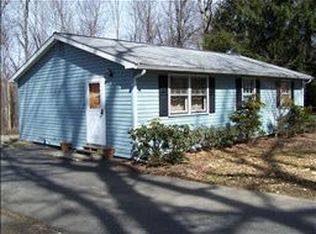 16 Bunn St, Califon, NJ 07830