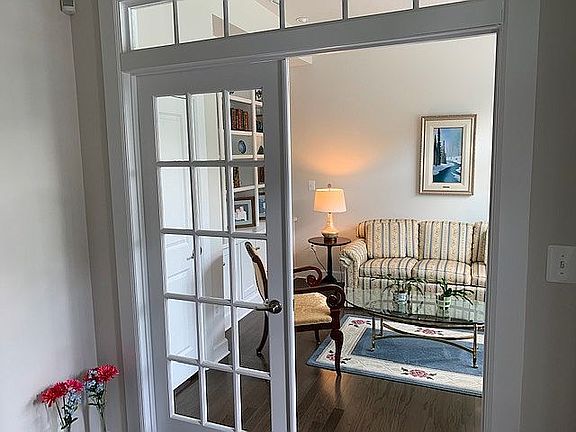 French door entry to parlor
