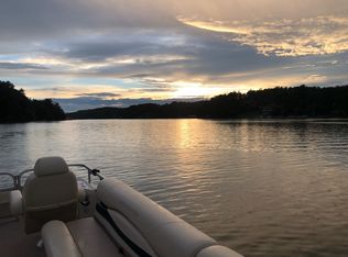 5740 Lake Point Dr #24, Granite Falls, NC 28630