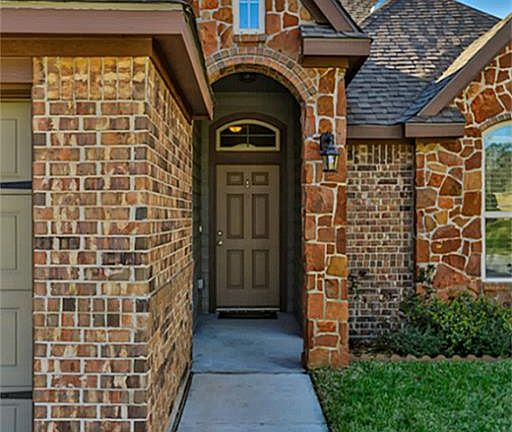 2nd image of 3716 Daisy Ln