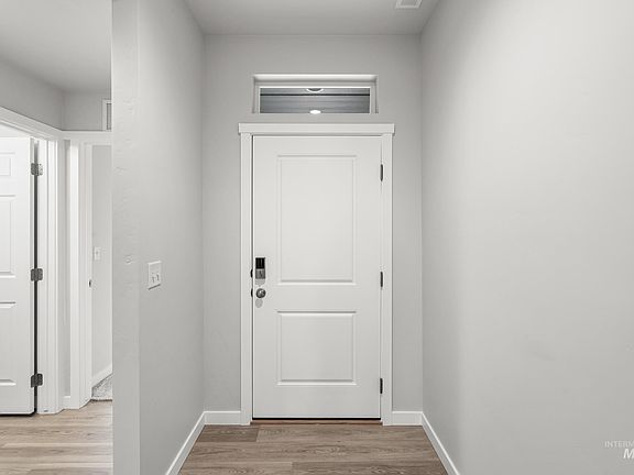 2nd image of 511 Hamlow Ave