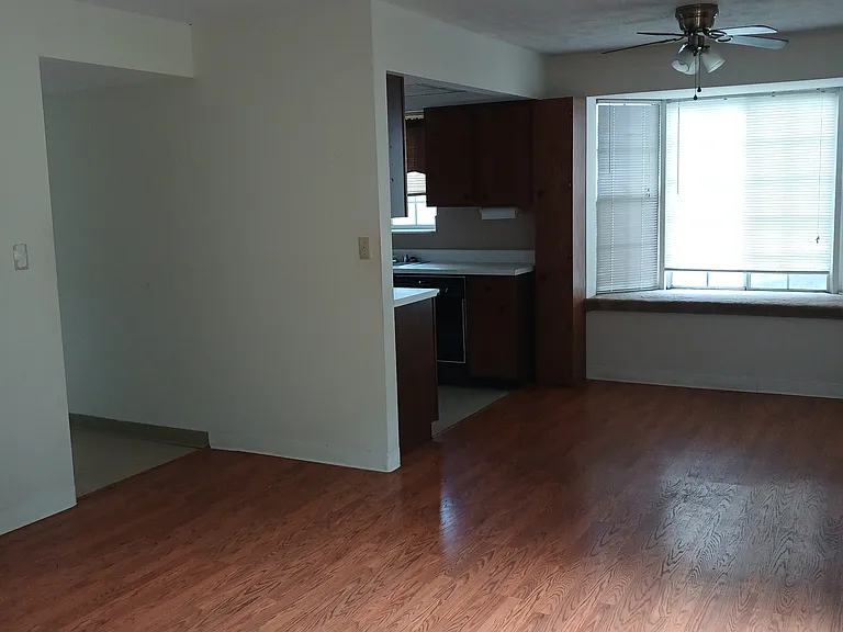 10 McNichols Dr — Photo 4