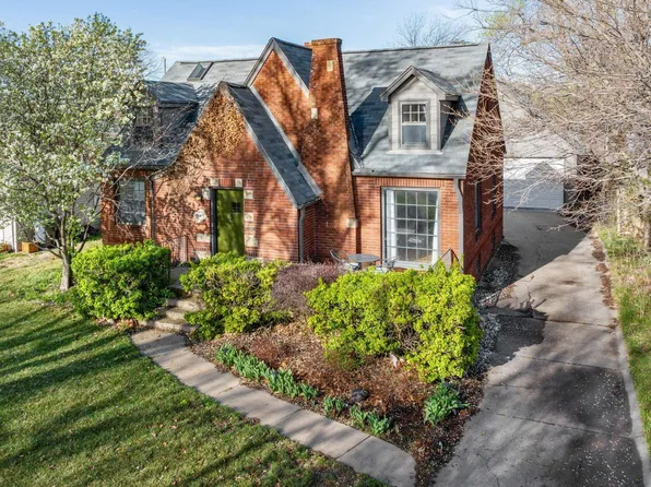 427 N Battin Ave, Wichita, KS 67208