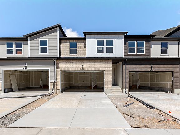 2nd image of 5281 S Acacia Dr #713