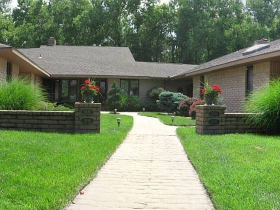 1st image of 3012 Mission Dr