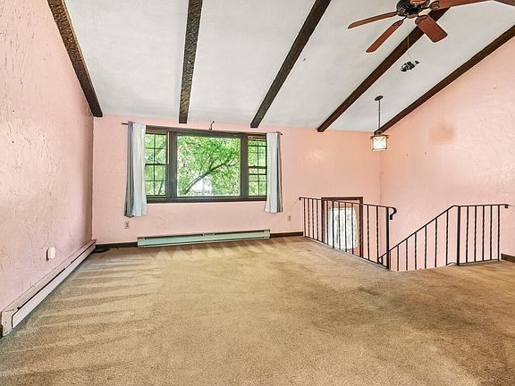 5th image of 126 Bayberry Rd