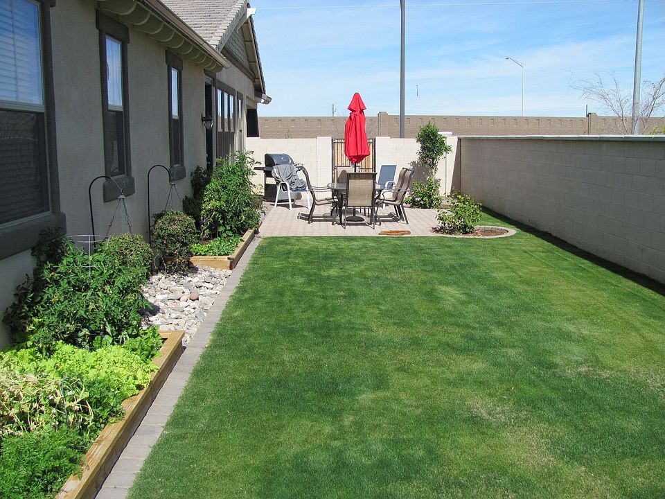 side yard