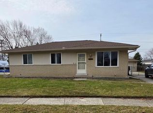 18576 Matthew Dr, Clinton Township, MI