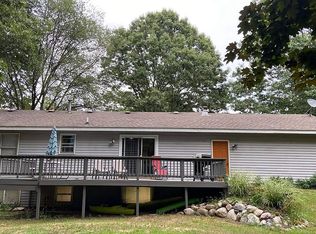 2844 Fairway Dr, Dorr, MI 49323