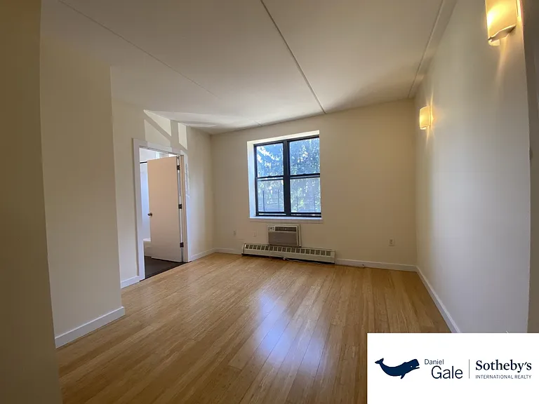 433 3rd Ave #2F — Photo 3