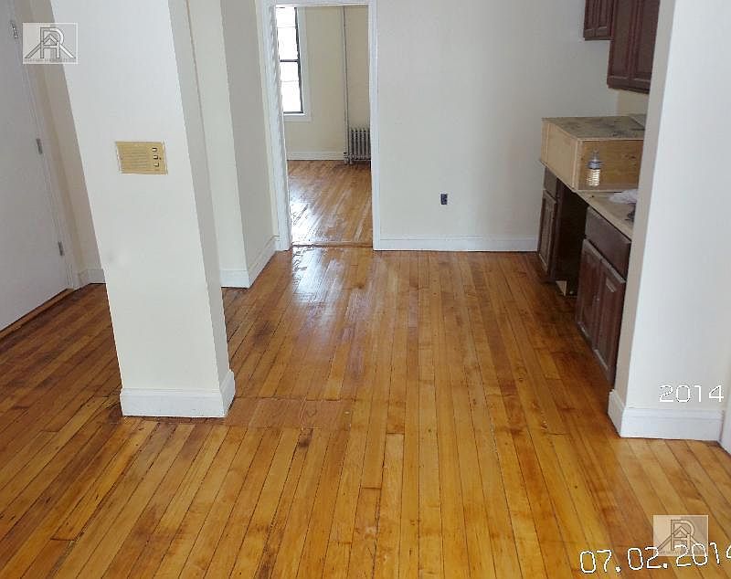 2nd image of 1219 Commonwealth Ave #2