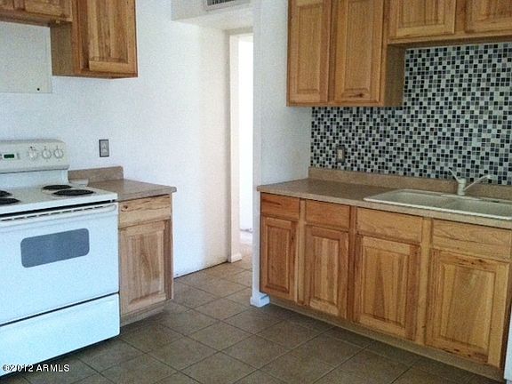 3rd image of 11428 N 111th Dr