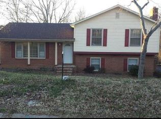 5623 Cherrycrest Ln, Charlotte, NC 28217