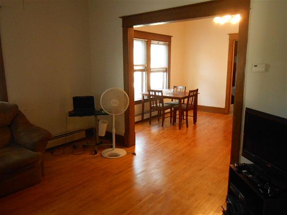 4th image of 507 Lincoln St