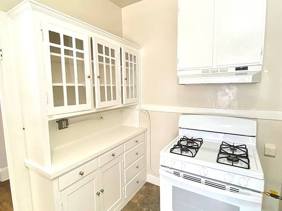 4th image of 511 Leavenworth St #404