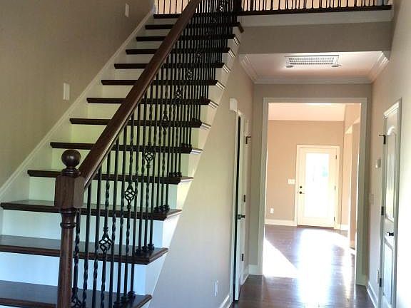 5th image of 1084 Jacksonian Way