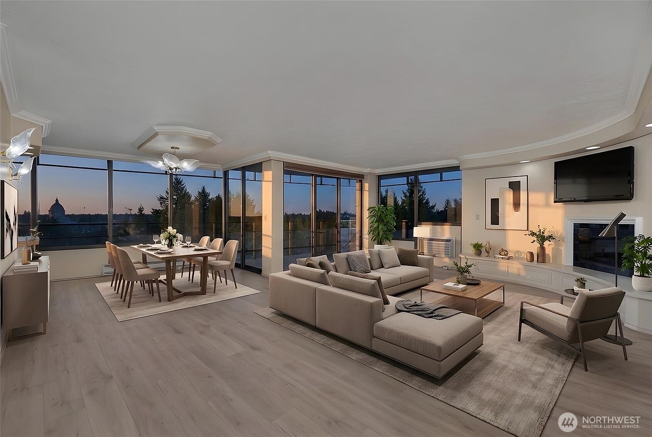 1st image of 1910 Evergreen Park Drive SW #903
