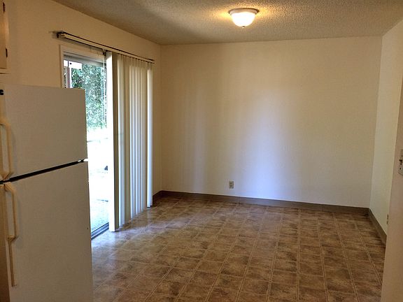 4th image of 1490 Valle Vista Ave
