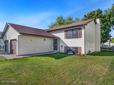 644 Swan Dr, Grayslake, IL, 60030