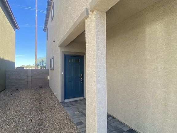 3rd image of 4672 Admiral Cliffs Ave