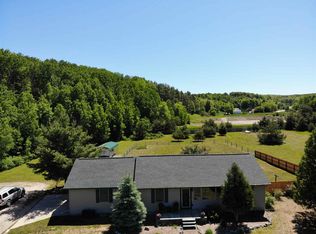 959 S Ellsworth Rd, Petoskey, MI 49770