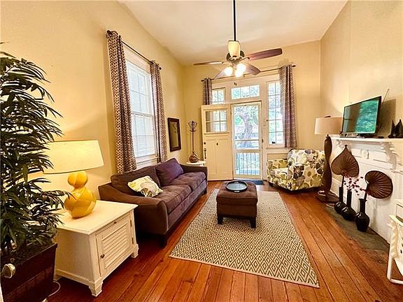 5th image of 336 Belleville St #336