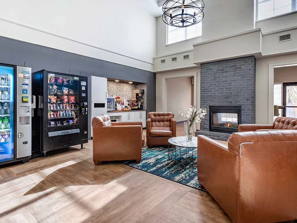 Lobby and Guest Check-in