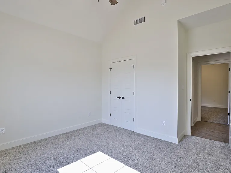 5702 Legacy Dr — Photo 10