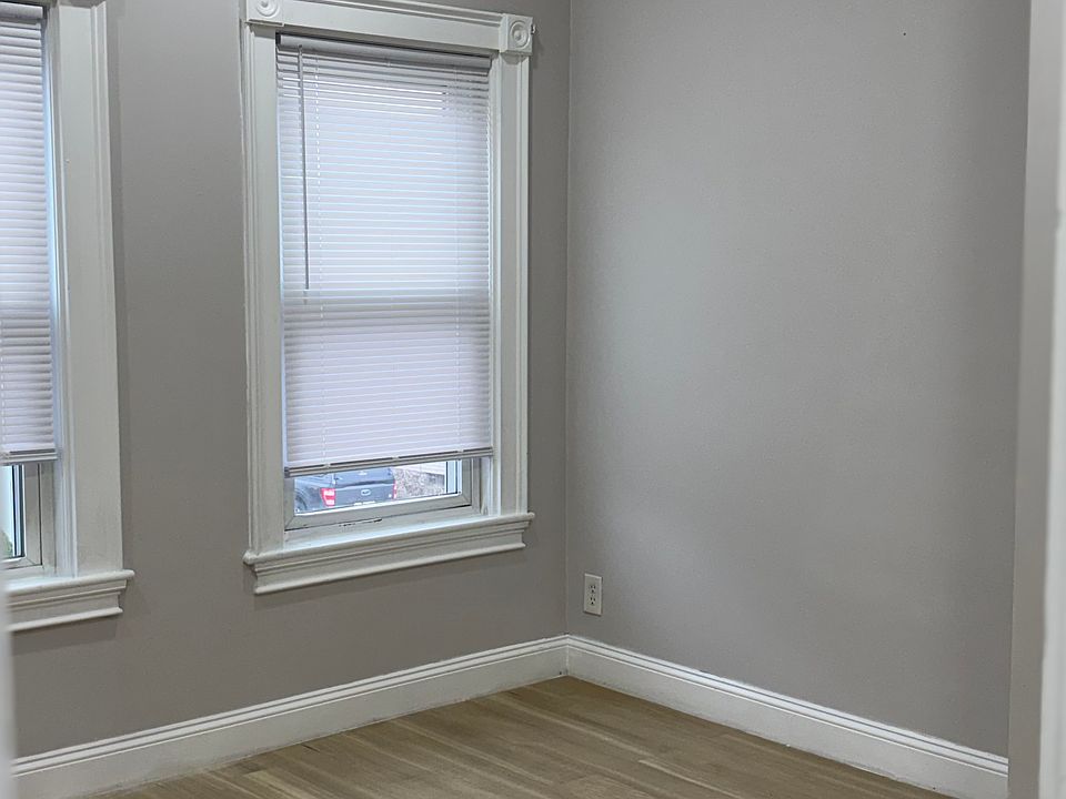 1st image of 14 Cleveland Ave #2