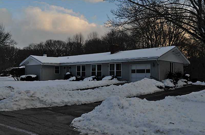 1st image of 9 Obeline Dr