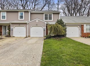 48 Birch Ln, Eatontown, NJ 07724