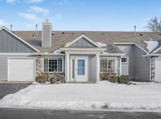 861 Sunrise Dr, Woodbury, MN 55125