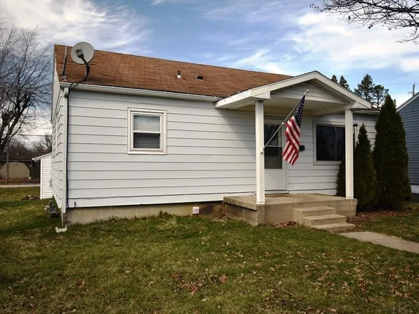 508 Elmwood Dr, Frankfort, IN 46041