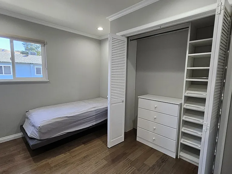 5380 Lake Lindero Dr — Photo 11