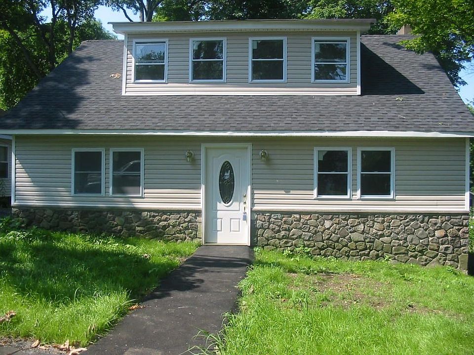 Exterior Front View