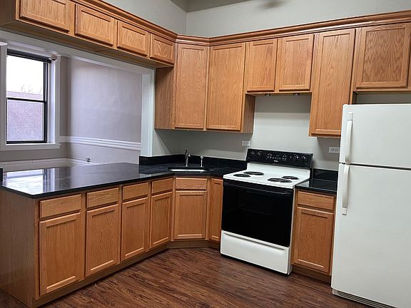 4th image of 4 W Wilson St Suite C6
