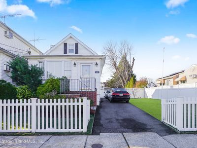 166 Wiman Ave, Staten Island, NY, 10308